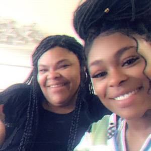 Meet your Posher, Lakeisha